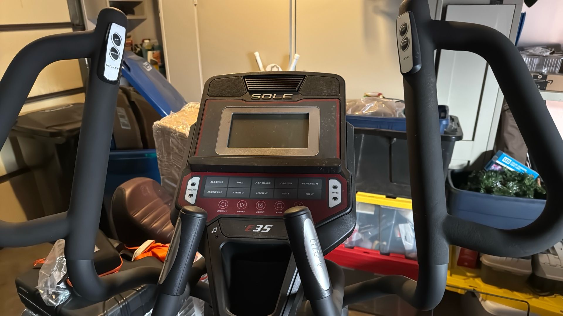 Sole Elliptical E35 Works Perfectly