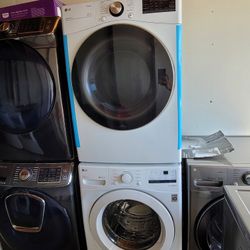 New LG Front Load Washer And Stackable Gas Dryer Set 