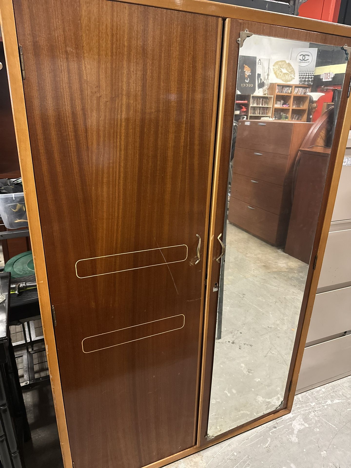 Vintage Wardrobe $25