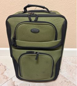 Luggage - Carry On