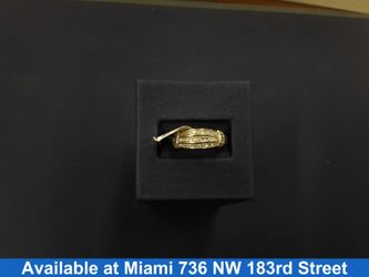 Women's Ring - Yellow Gold 10k (.417) 2.9 grams Size 8