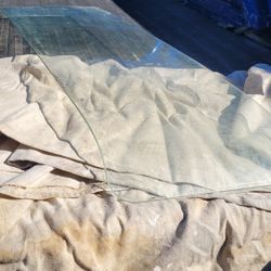 Windshield 