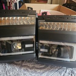 2018 Chevy Silverado Headlights (2 Pairs)