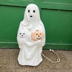 Vintage Empire Halloween Blow Mold Ghost Holding Skull