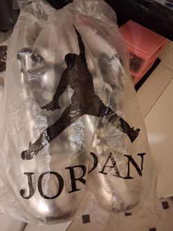 Jordan 11s