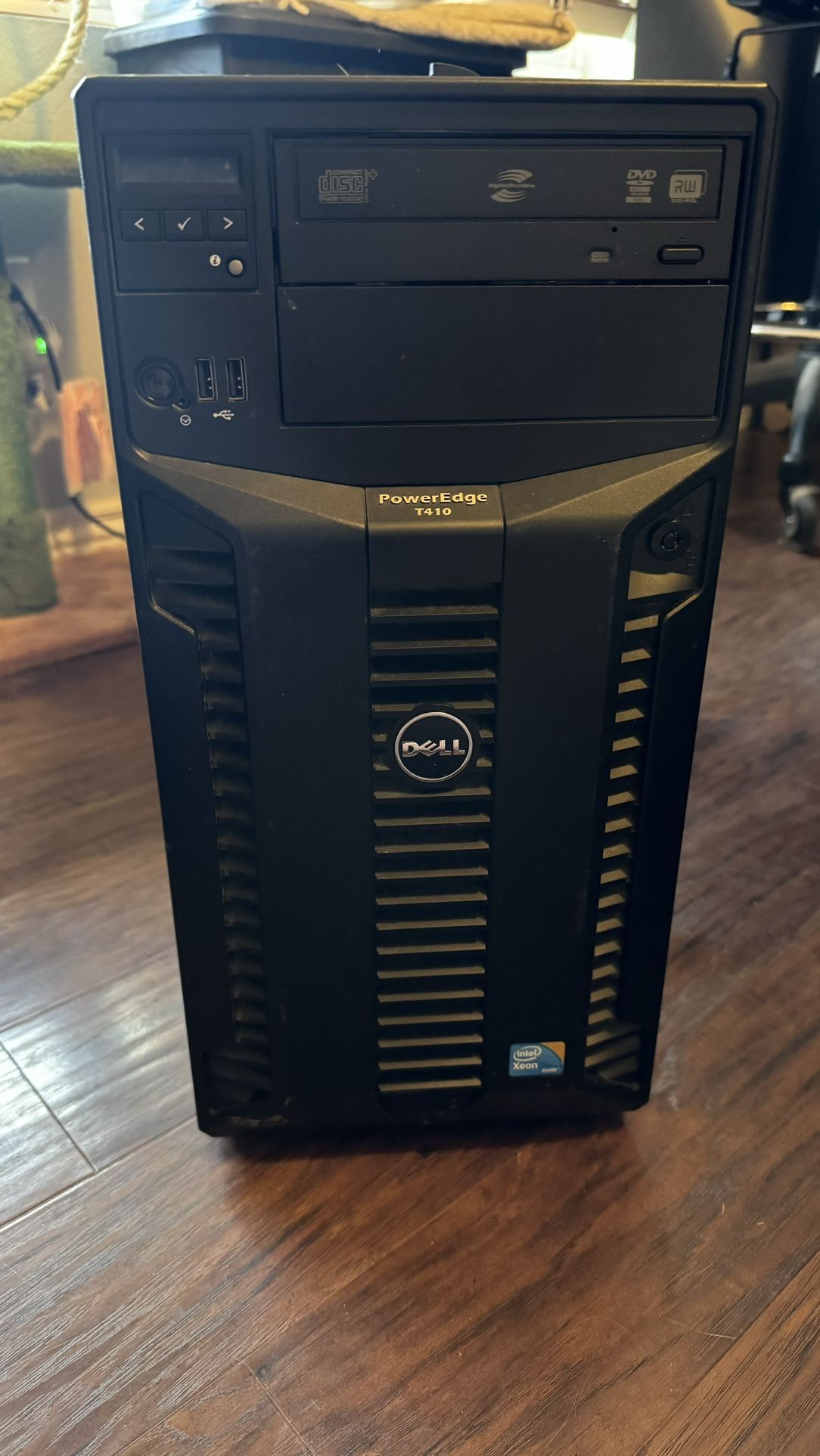 Dell Poweredge T410, Extras, No hdd, No OS