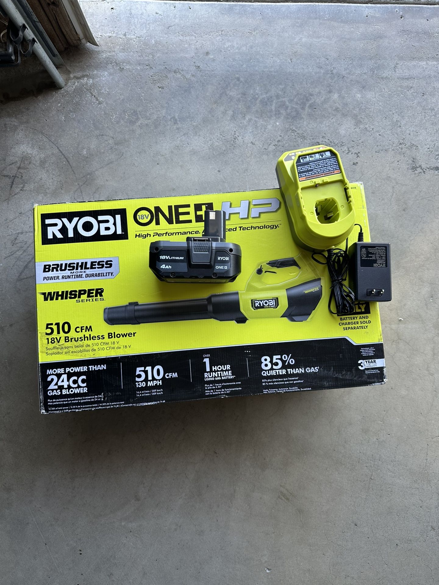 RYOBI ONE+ HP 18V Brushless Whisper Series 130 MPH 510 CFM Cordless Battery Leaf Blower Kit