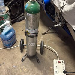 Oxygen Cylinder
