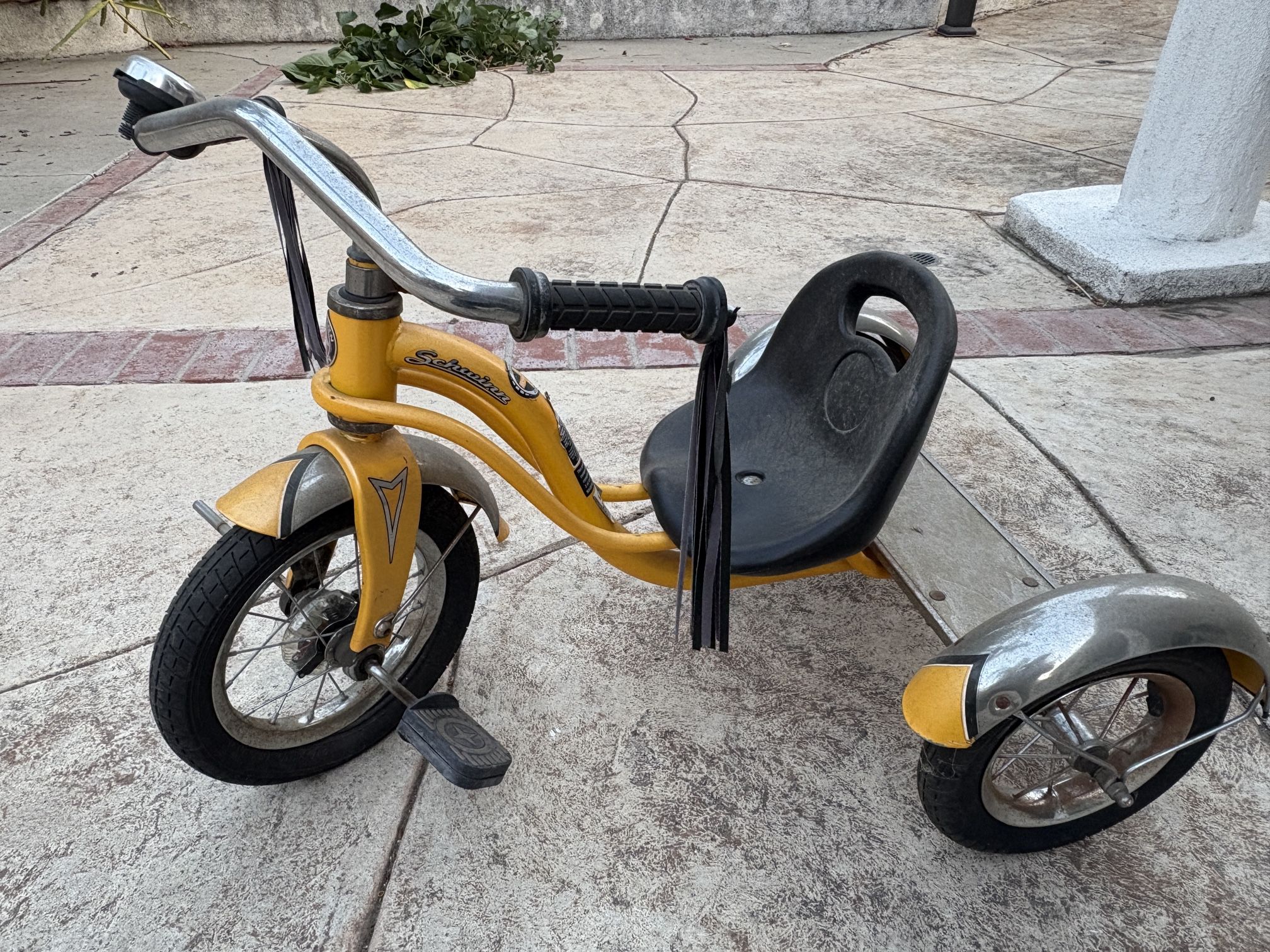 Schwinn Roadster Bike
