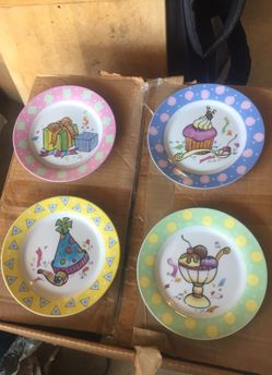 Dessert plates (4)