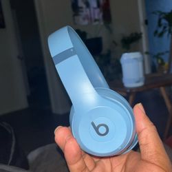 Beats Solo 4 Noise Cancellation Wireless