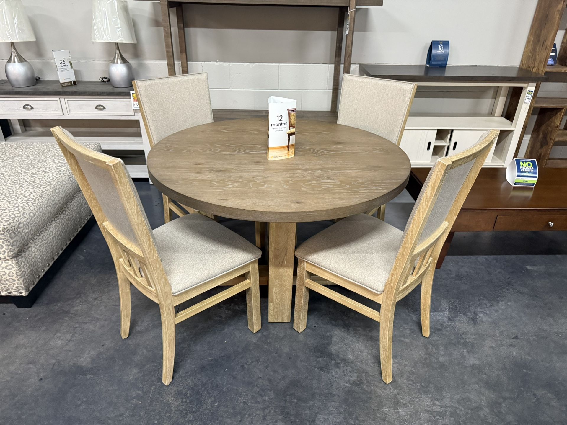 5pc Round Top Dining Set