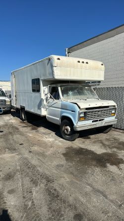 1983 Ford E-350