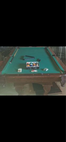Pool table