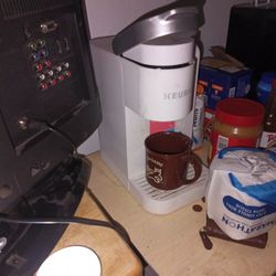 KEURIG Single Cup Coffee Maker 