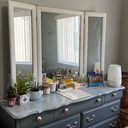 Blue-Gray Dresser Set w/ Mirror + 2 Nightstands – Heavy & Sturdy