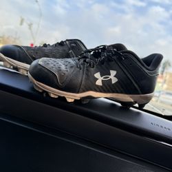 Baseball Cleats (Under Armour)