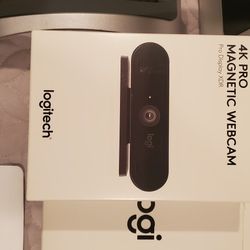 Logitech 4K PRO MAGNETIC WEBCAM PRO DISPLAY XDR