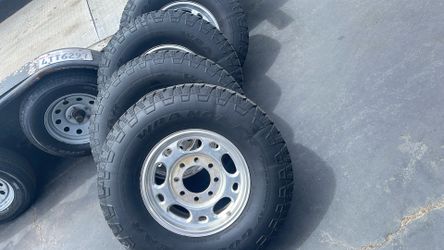 2006 Chevy 8lug wheels