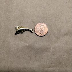 14K Yellow Gold Dolphin Pendant 1 Gram $150 OBO