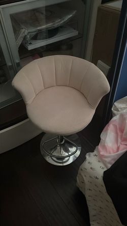 Pink vanity Chair