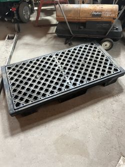 spill preventer and drum barrel holder