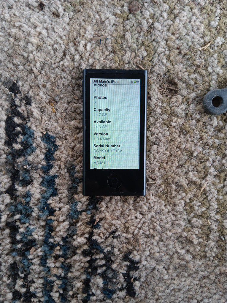 iPod Nano 7th Generation(16gb Space￼


