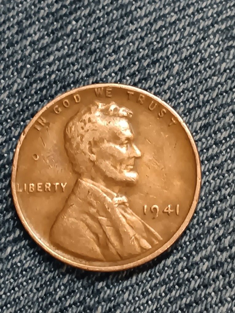 1941 NO Mint Mark (Philadelphia) Wheat Cent