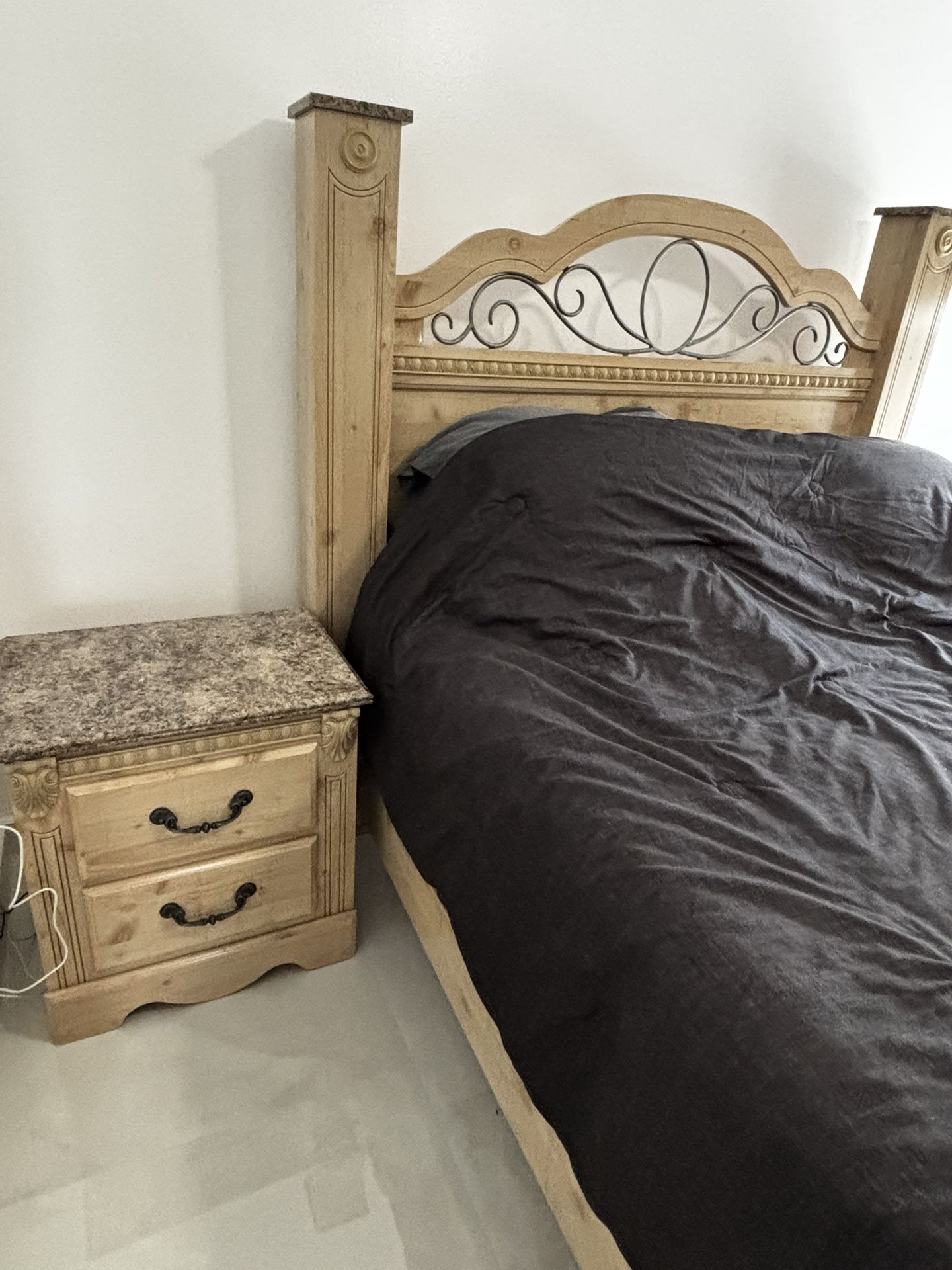 Wooden Queen Bed Frame with Nightstand