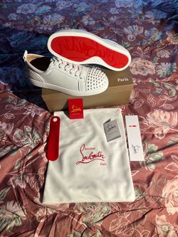 Blancos Suela roja size 8.5