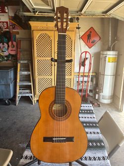 guitar classical 3/4 nylon strings