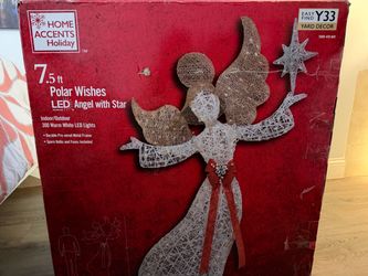 7.5FT Polar Wishes LED Angel with Star