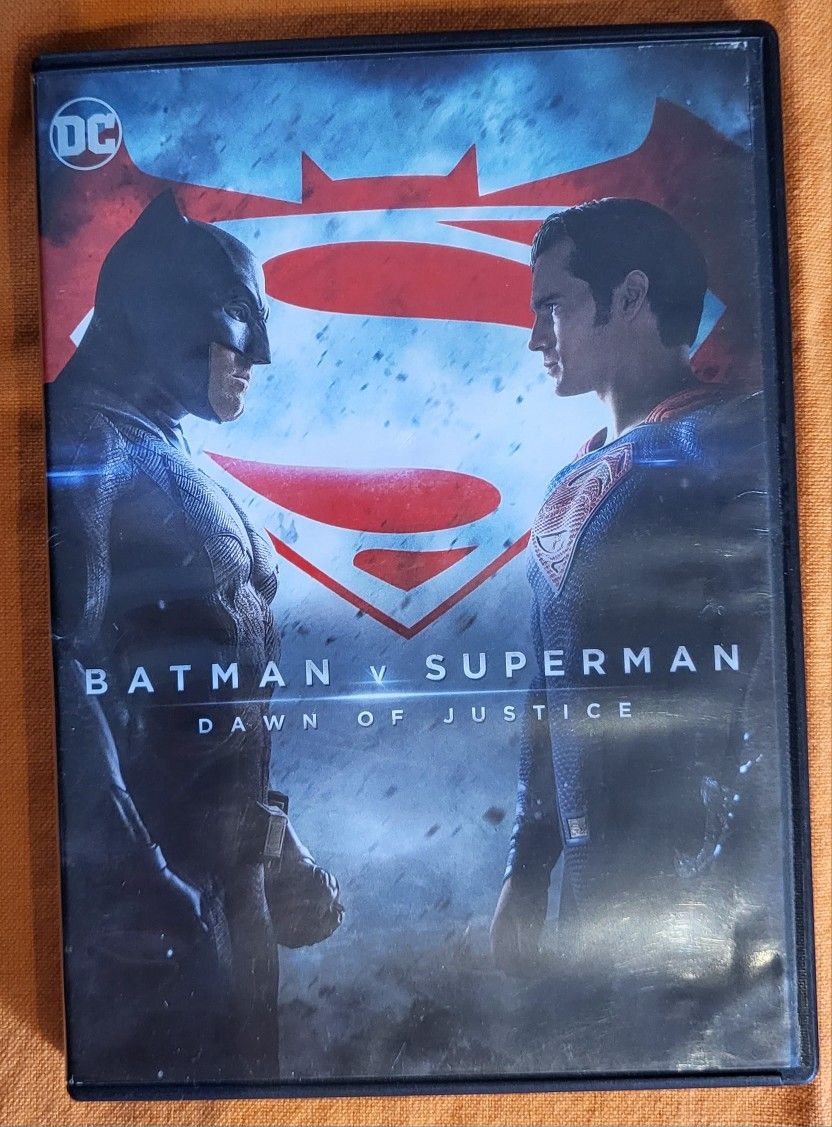 Batman v Superman widescreen
