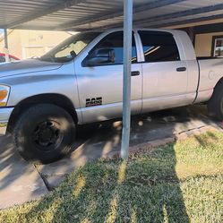 06 Dodge ram 2500