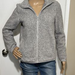 Women’s Grey Sherpa Sweater Size Small