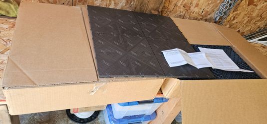 Garage floor Motofloor Tiles new