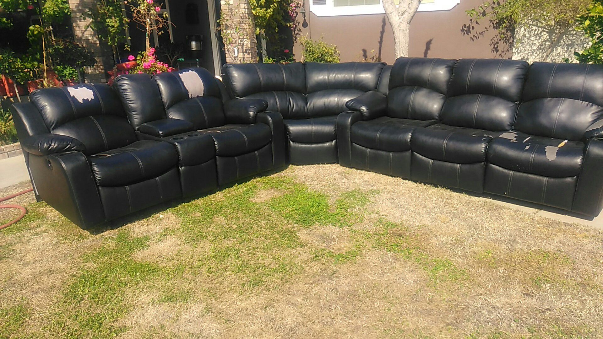 Free sofa recliners