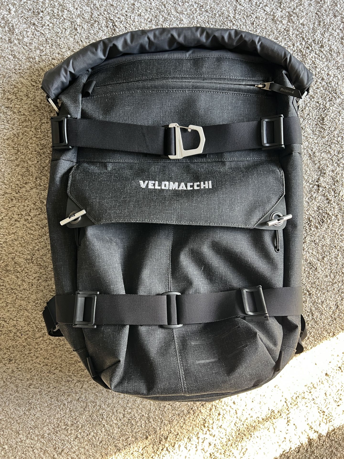 Velomacchi Speedway 40L Backpack