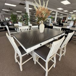 7 Pc Dining Table 
