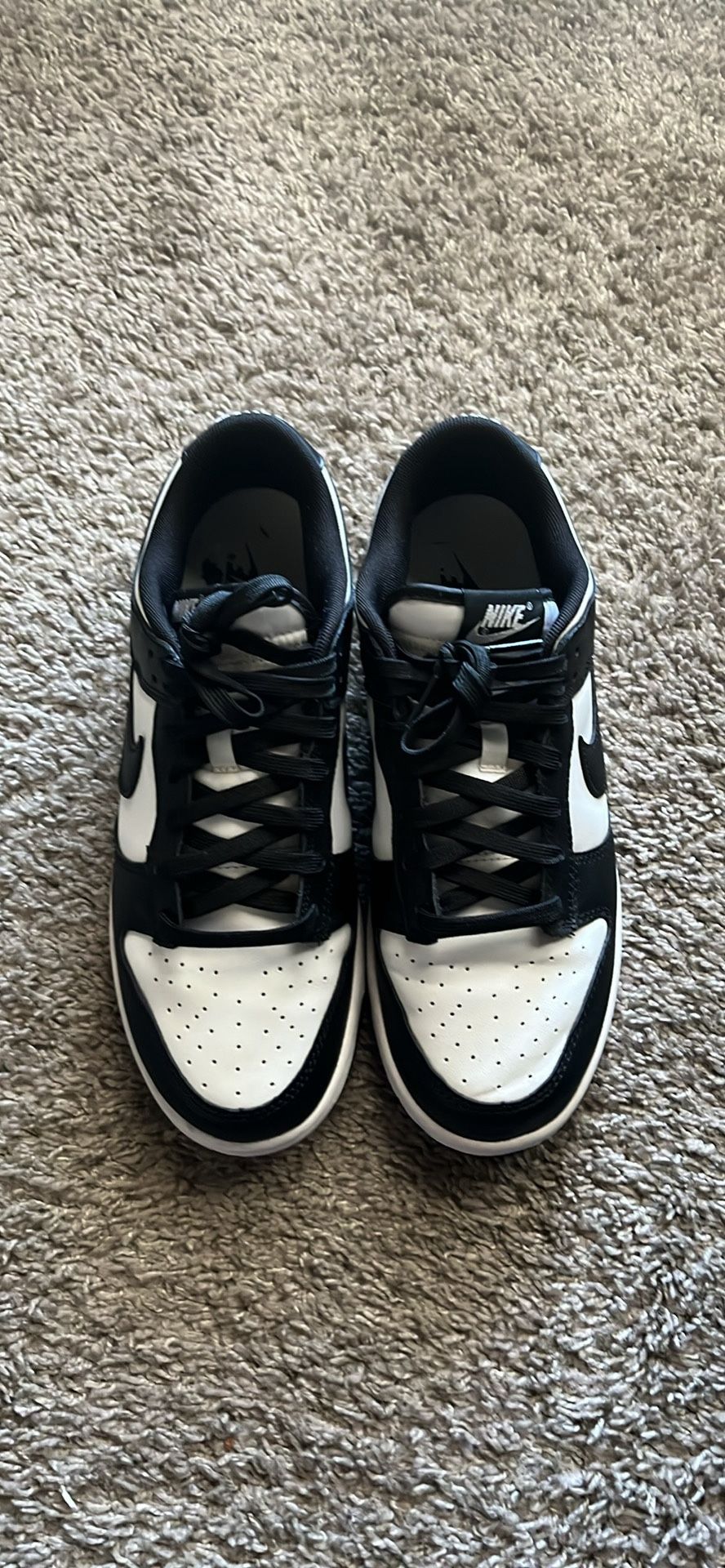 Nike Panda Dunks