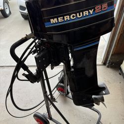 1983 Mercury Outboard Engine