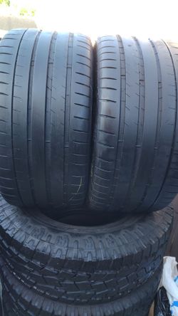 PR de llantas Michelin  pilo0 sport 4ns 275/35/ZR/19 tpc spec 3162 año  2022
