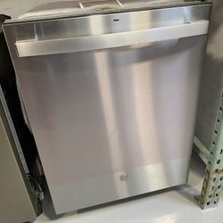 GE Stainless Steel Top Control With Plastic Interior Dishwasher 
