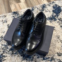 Men’s/boys dress shoes