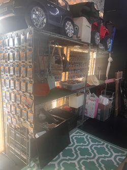 Metal shelves 6 foot tall Metal wire mesh