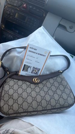 Gucci Ophidia GG Supreme Shoulder Bag