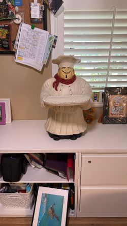 Kitchen Chef Statue