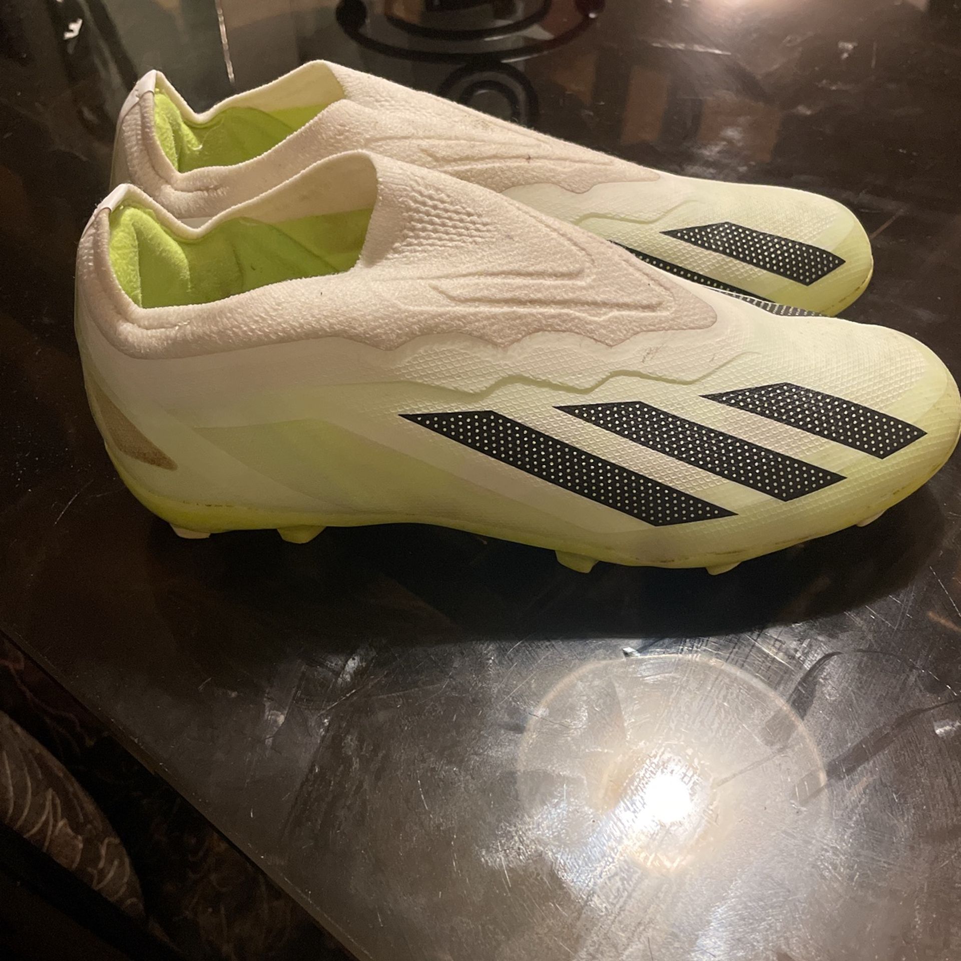 Adidas 4 1/2