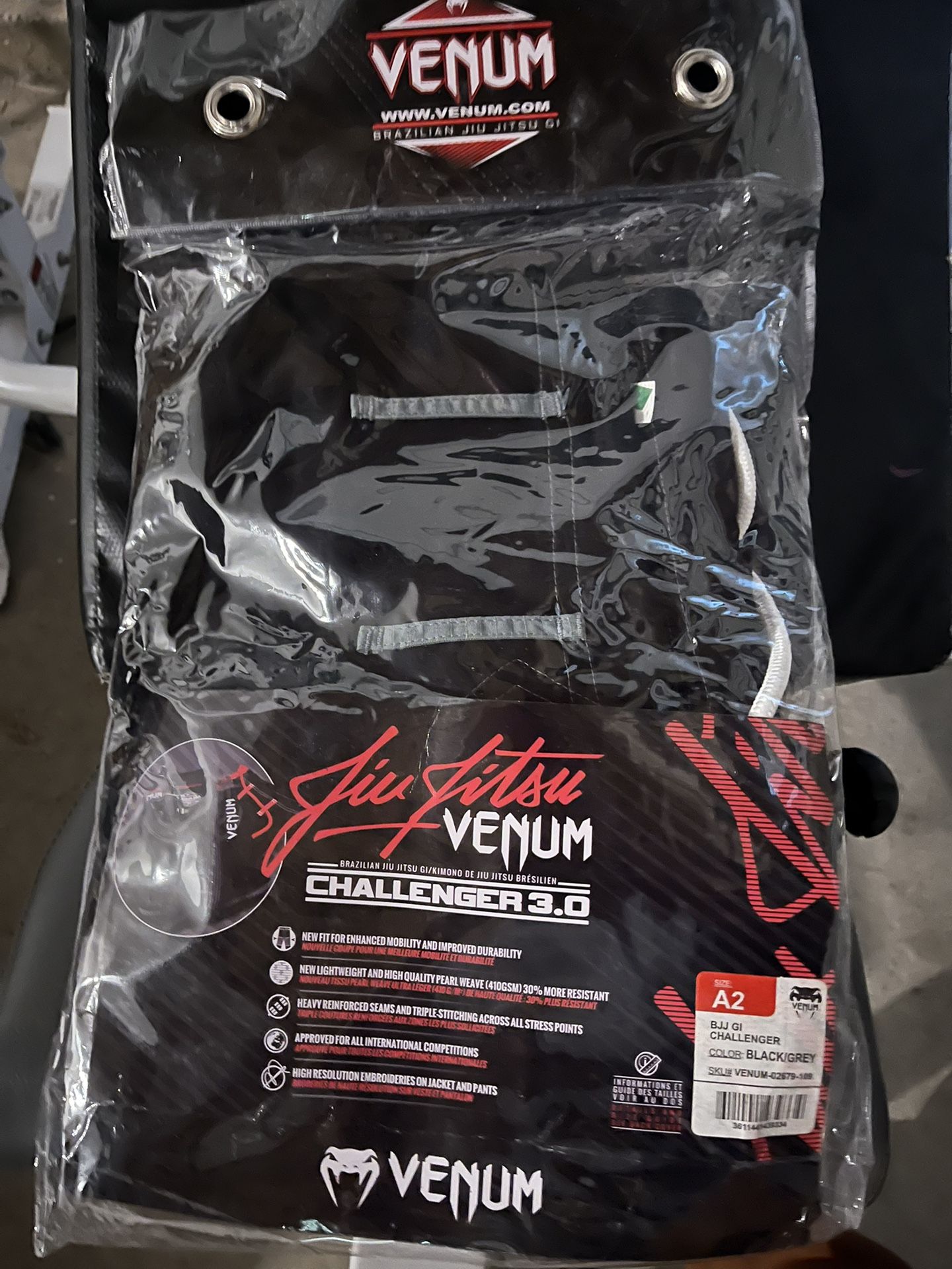 VENOM JU-JITSU-martial Arts Gi  Brand New