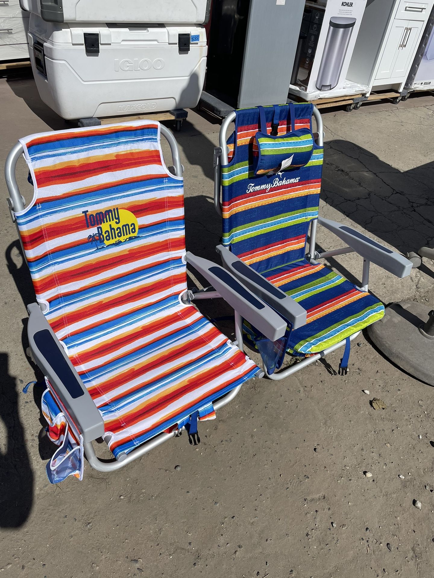 Tommy Bahama Backpack Beach Chair, Aluminum / Foldable Camping or Beach Chair / Silla para la playa